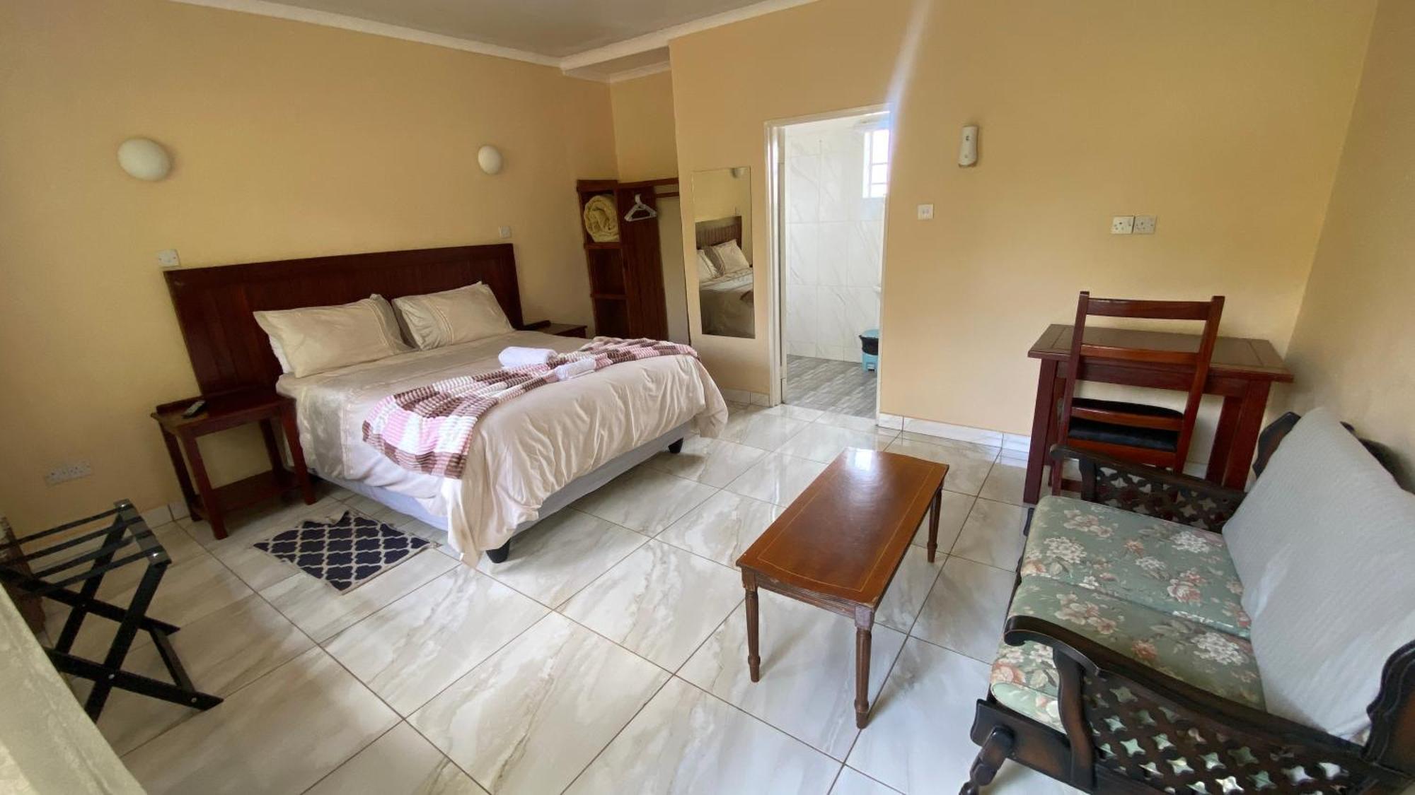 Lynns Guest House Bulawayo Exterior photo
