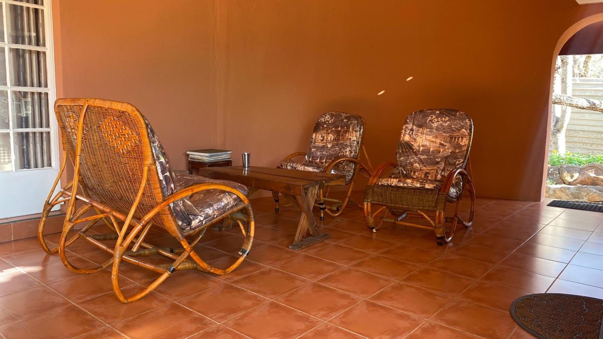 Lynns Guest House Bulawayo Exterior photo