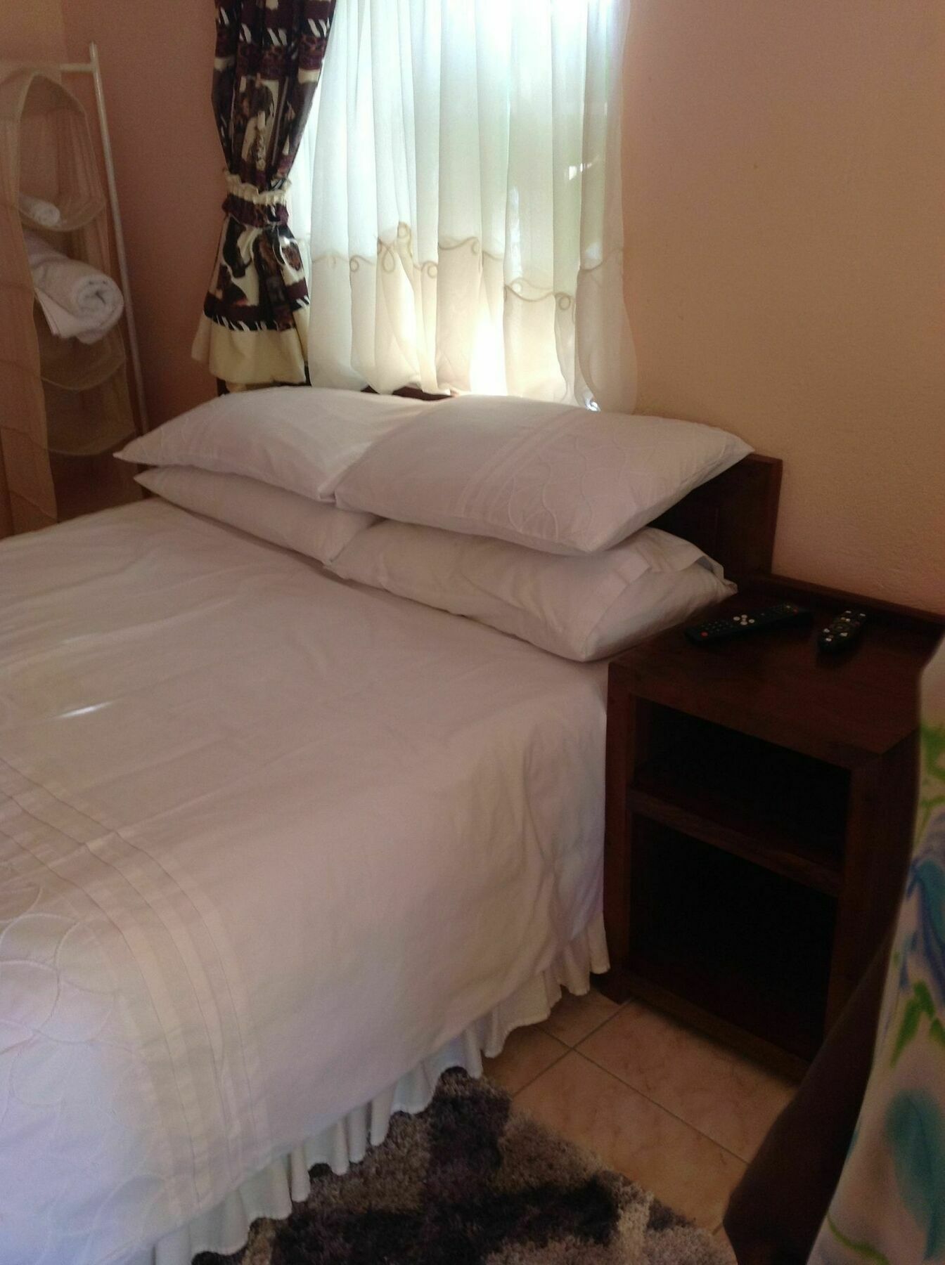 Lynns Guest House Bulawayo Exterior photo